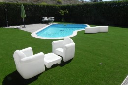 How artificial turf improves property values